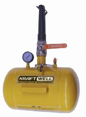 KraftWell KRWB-38 Бустер 38 л. для взрывной накачки колес