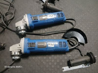 Угловая шлифмашина с регулировкой оборотов, 125 мм, 1800 Вт rm218